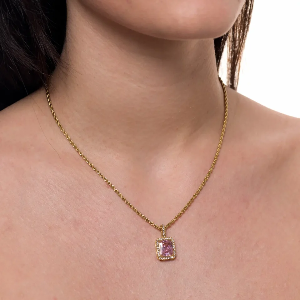 Rose Soleil - Shop online - collane da donna con catenina a treccia placcata oro e ciondolo con zircone rosa e altri zirconi bianchi - Biancaneve