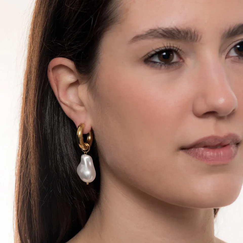 Rose Soleil - Shop online - orecchini da donna - orecchini a cerchio con pendente di perle - Selene